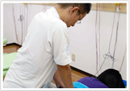 気楽鍼灸整骨院　施術